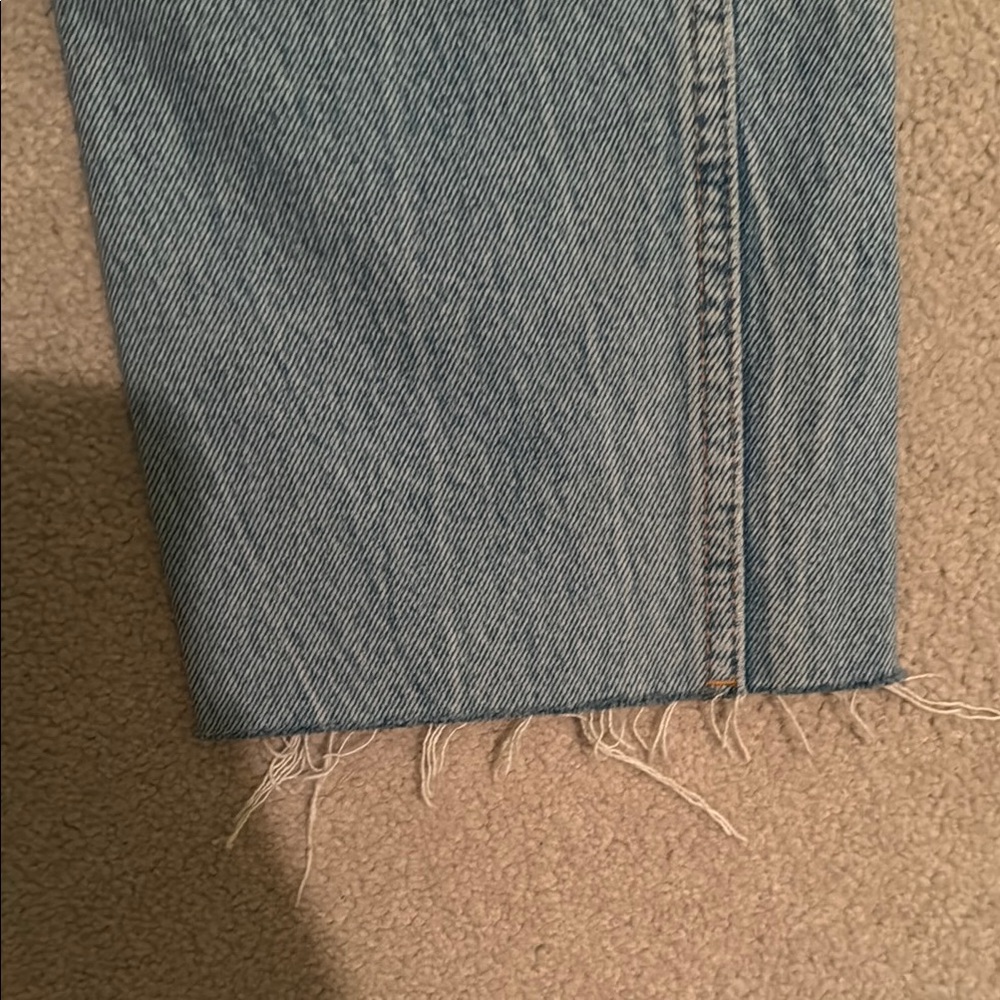 Zara Blue High-Waisted Jeans - Picture 4 of 6